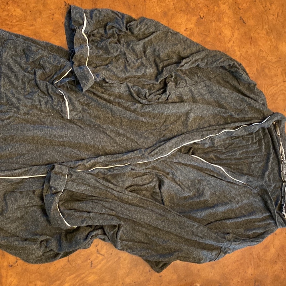 Hatch Maternity Robe - Picture 2 of 4
